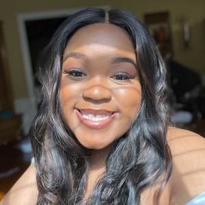 Meet your Posher, Ivy